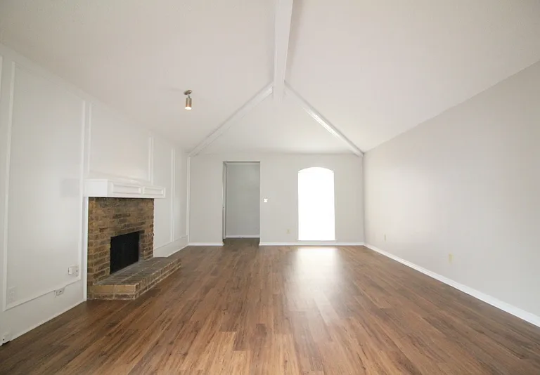 12029 Leisure Way — Photo 9