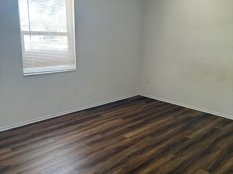 6416 Farrand Ave N #6416 — Photo 11