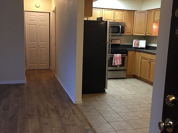 2nd image of 116 Mullingar Ct APT 1C