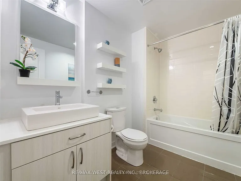 9199 Yonge St #SE415 — Photo 15
