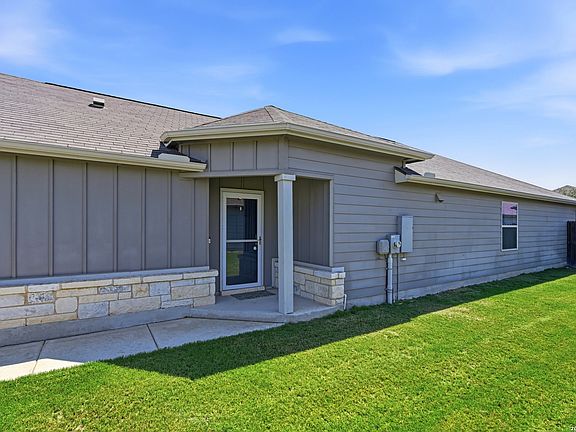 2nd image of 522 SAND TRAIL ST