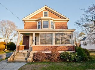 26 Lester Ave, Pawcatuck, CT 06379