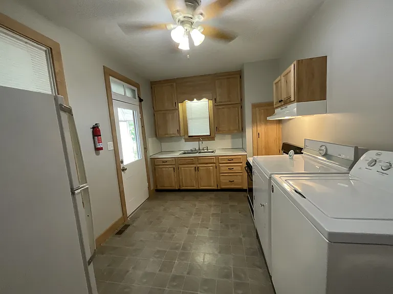 254 E Louther St #1 — Photo 3