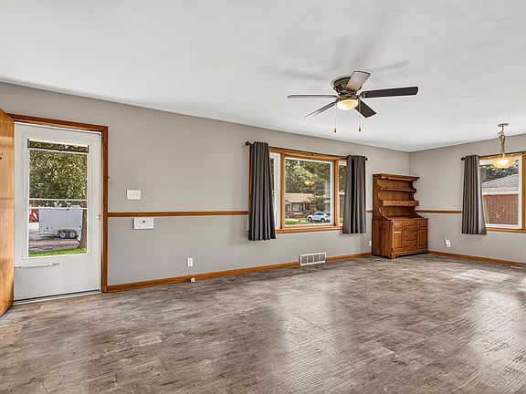 5th image of 1217 Gertrude Ave