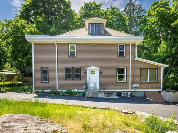 65 Furnace Dock Rd #2F, Croton On Hudson, NY 10520