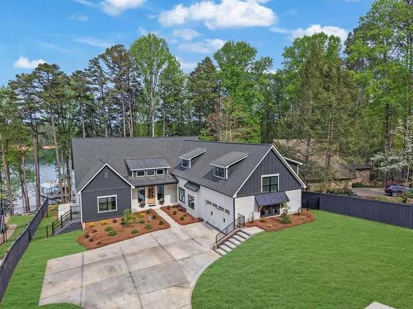 6093 Shadburn Ferry Rd, Buford, GA 30518