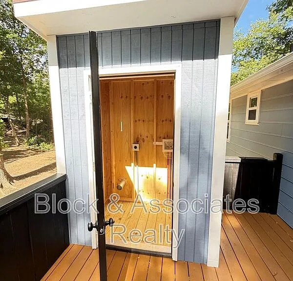 801 Carter Ave — Photo 18