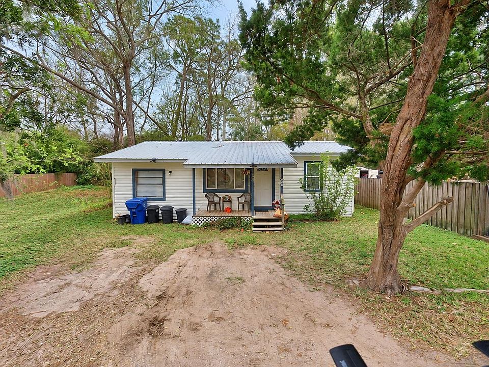 1st image of 2942 N 6th St