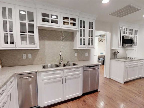 5th image of 805 E Elder St