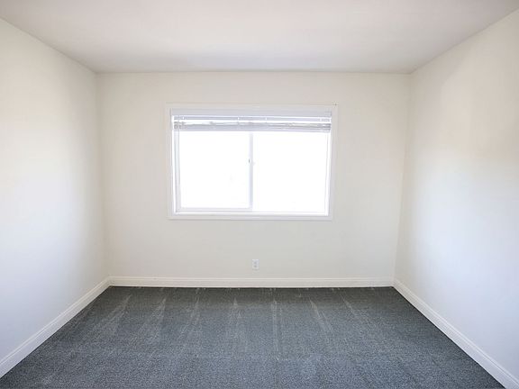 4th image of 365 Peoria St APT 3