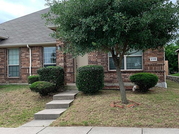 2nd image of 2105 Colby Ln
