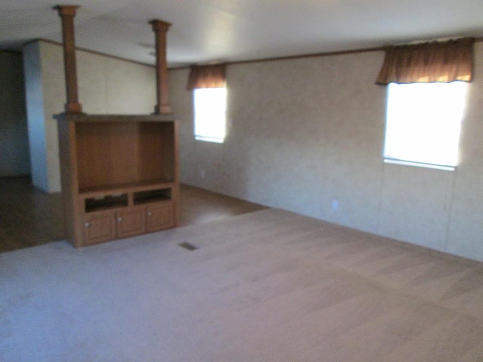 2nd image of 408 Sunny Dale Dr
