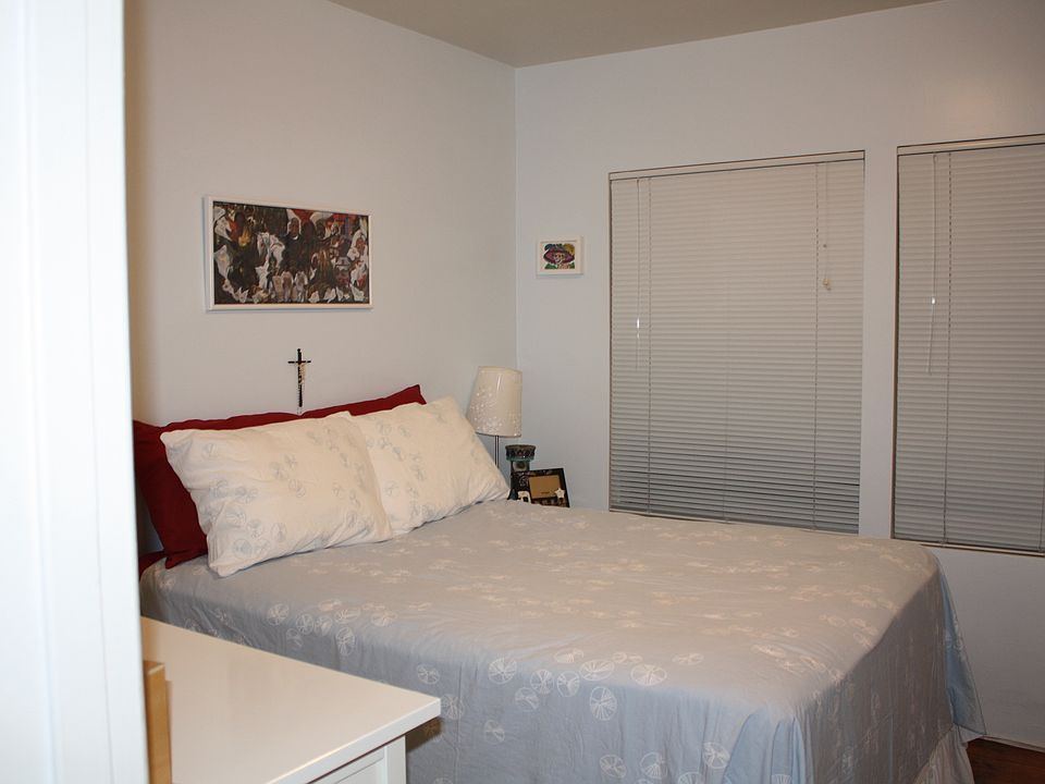 2nd image of 213 Corona Ave APT B