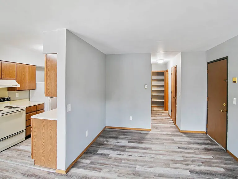 405 E Reed St #9 — Photo 4