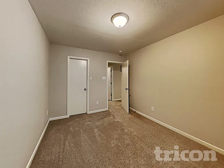 807 Chastain Ave — Photo 13