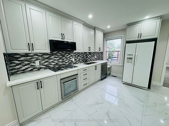3rd image of 196 Caledonia Rd
