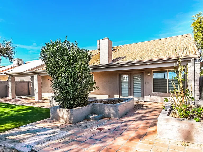 4317 W Electra Ln — Photo 16