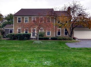 1650 Stonebridge Trl, Wheaton, IL 60189