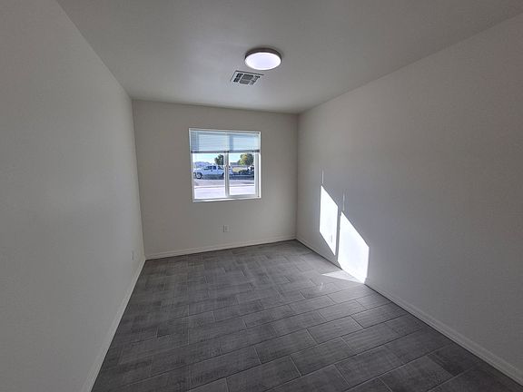 4th image of 153 N 23rd Ave #1