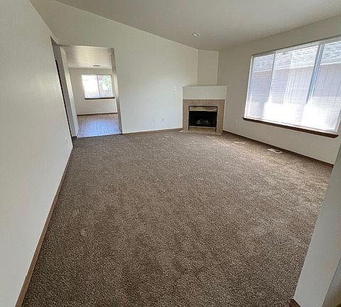 4th image of 10419 60th Ave NE