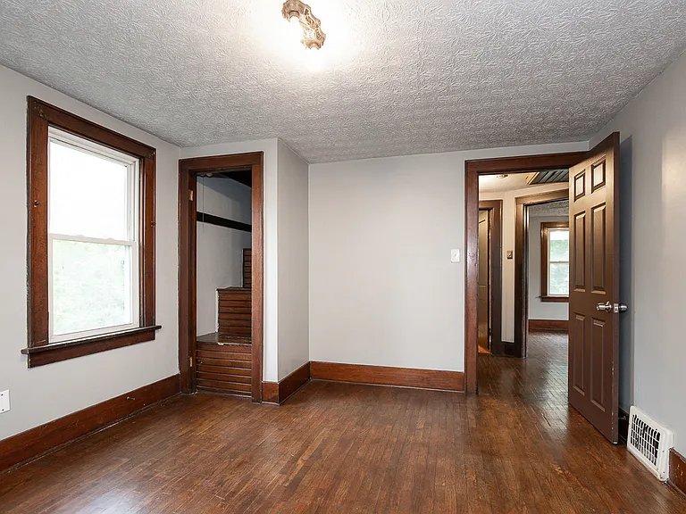 888 Harrison Ave — Photo 22