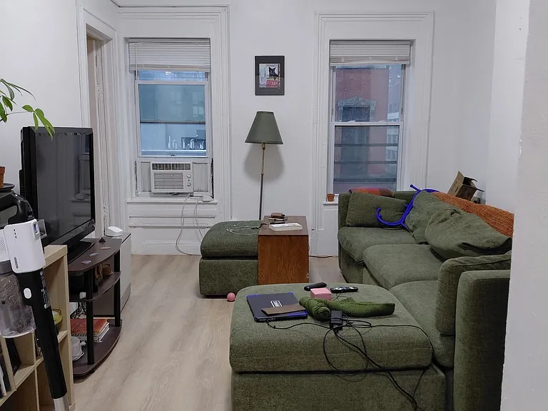 337 Grove St #4 — Photo 13