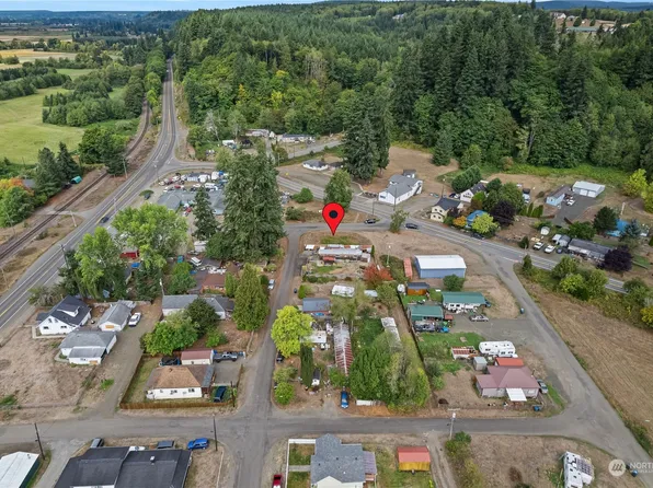10 Gore Avenue, Elma, WA 98541
