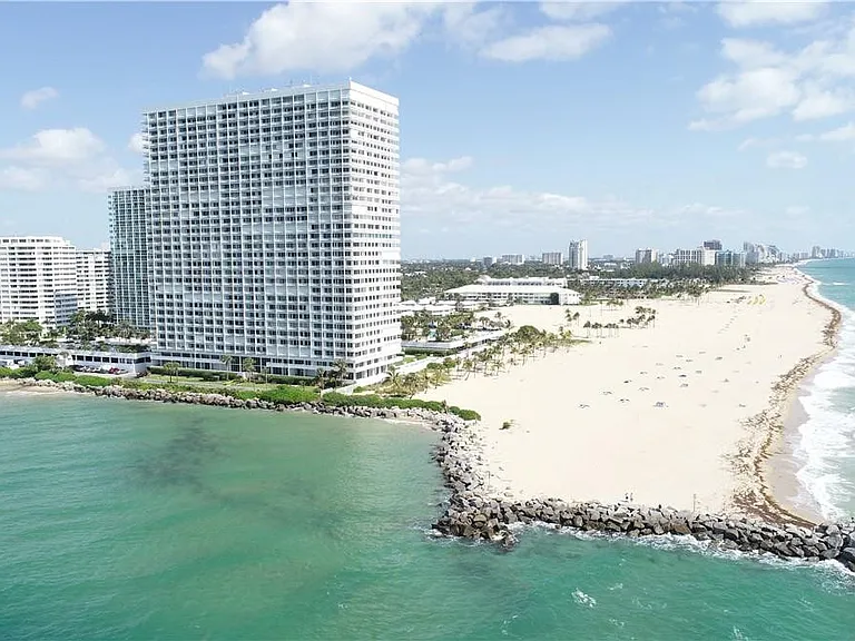 2200 S Ocean Ln #710 — Photo 32