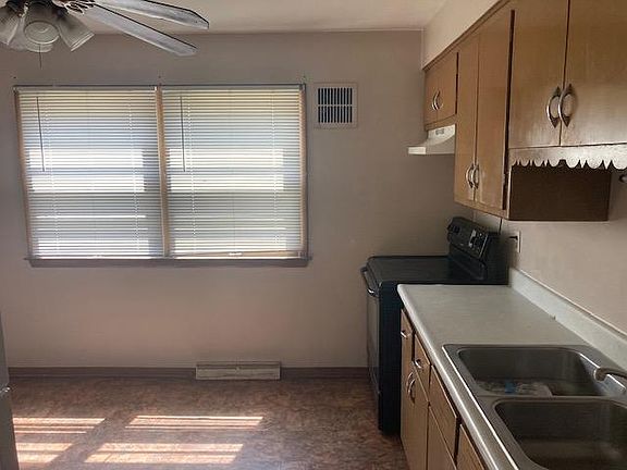5th image of 4915 N 107th St #4915