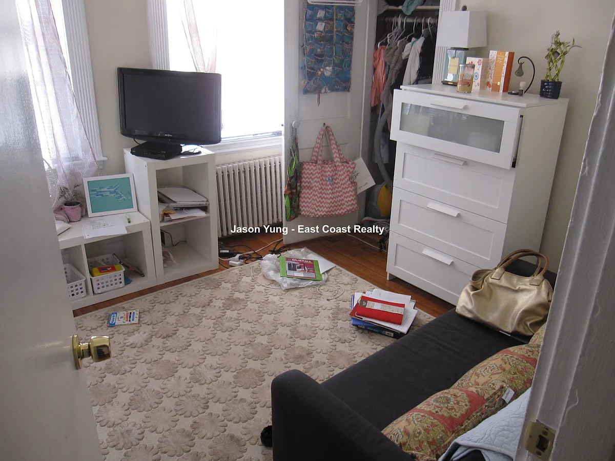 Building Photo - 447 Park Dr #1C