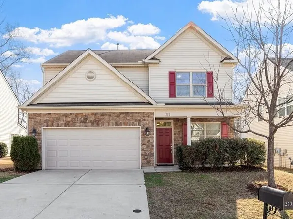 223 Genoa Ln, Clayton, NC 27527