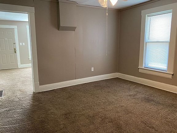 3rd image of 1004 N 7th St
