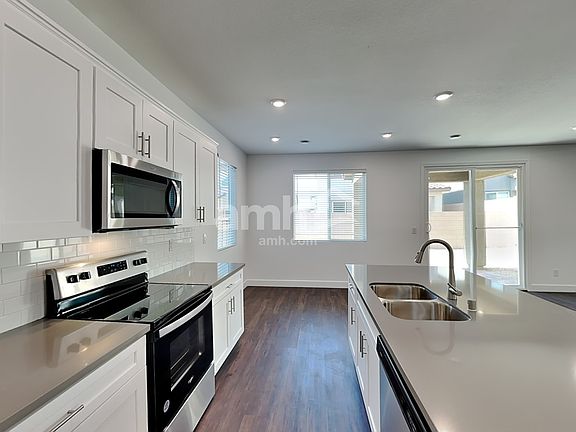 3rd image of 8949 Carmine Cob Ave