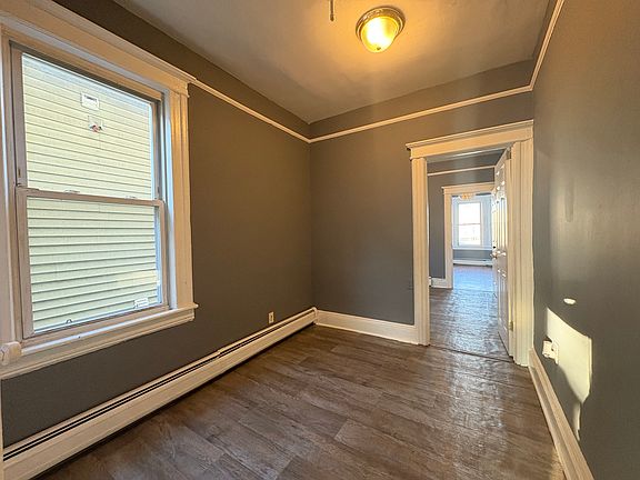3rd image of 163 Clendenny Ave #3R
