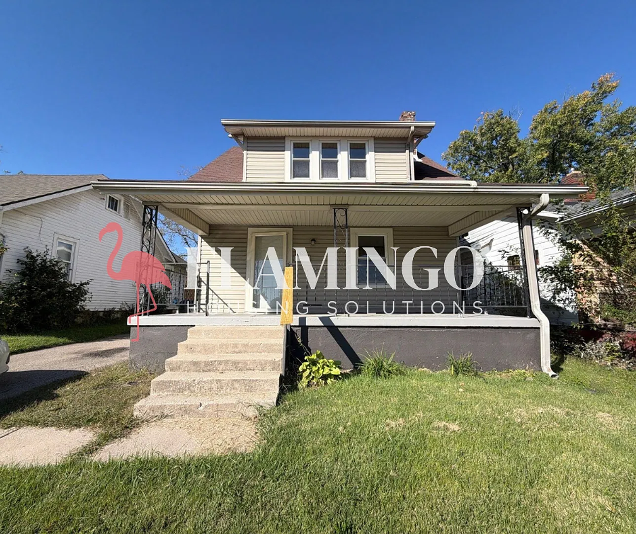 Charming 3-Bedroom Home with Central Air & Washer/Dryer Hookups — Photo 1