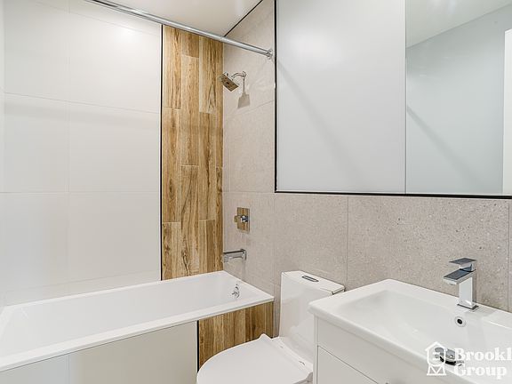 5th image of 314 Woodward Ave APT 3B