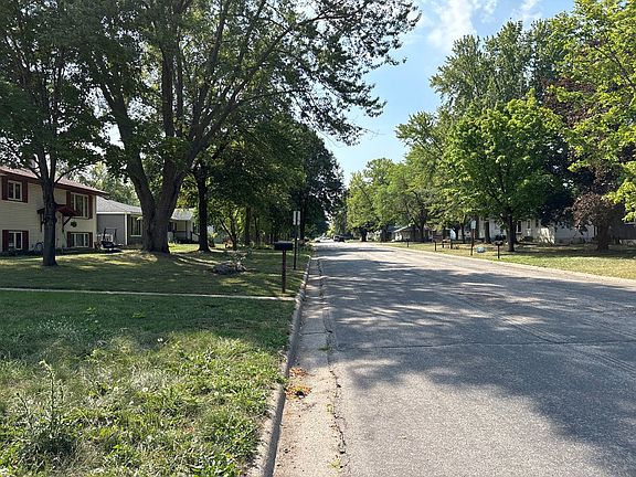 5th image of 1424 11th Ave N