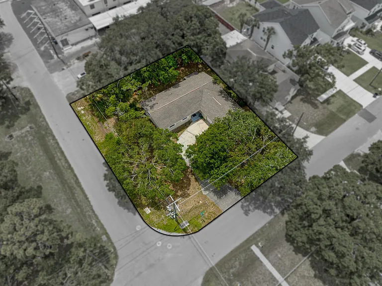3402 W North A St — Photo 3