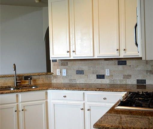4th image of 3212 Fern Ct