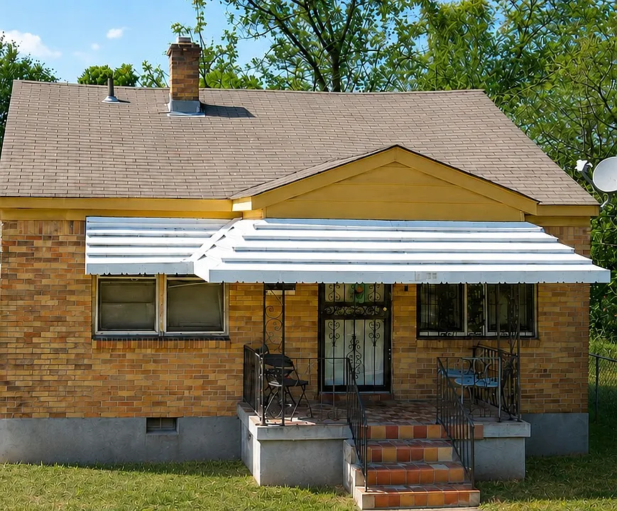 1487 Locust St