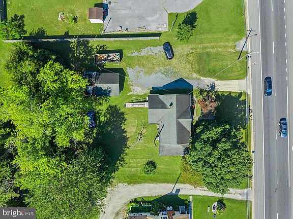 4th image of 28482 Dupont Blvd