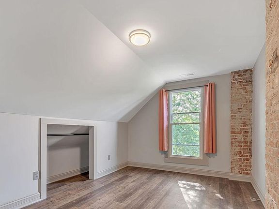 4th image of 33 S Monroe Ave #6