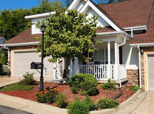 523 Apple View Way APT 401, Sevierville, TN 37862