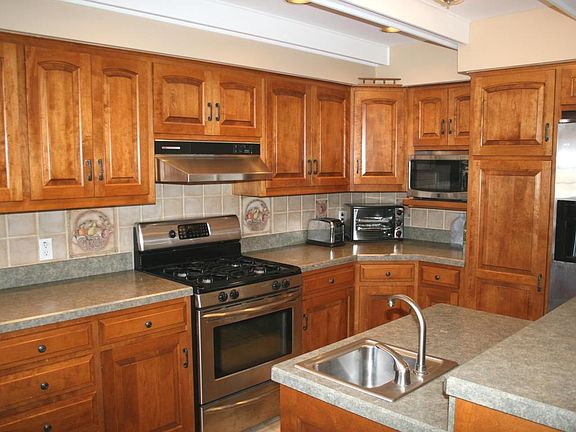 4th image of 3447 Braidwood Dr