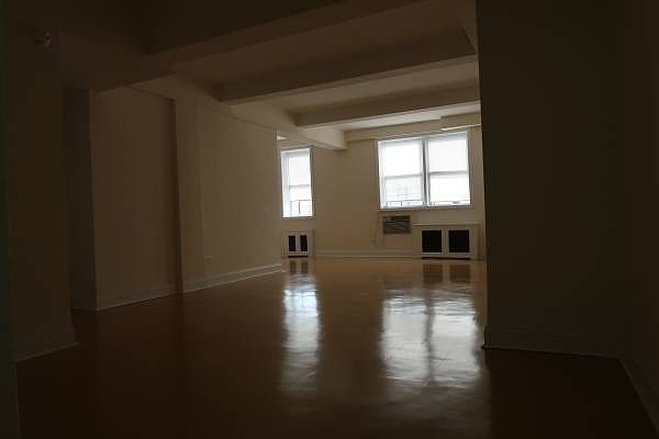 2nd image of 1461 Shore Pkwy APT 1E