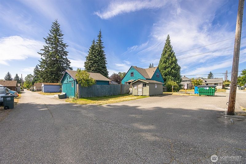 5th image of 1254 Grant Street