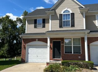 4836 Green Ct, Shelby Township, MI 48317