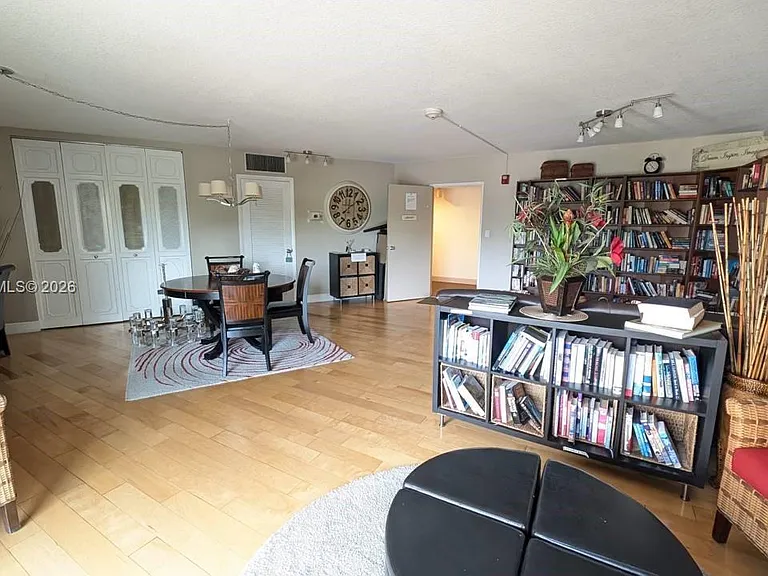 900 River Reach Dr #404 — Photo 21
