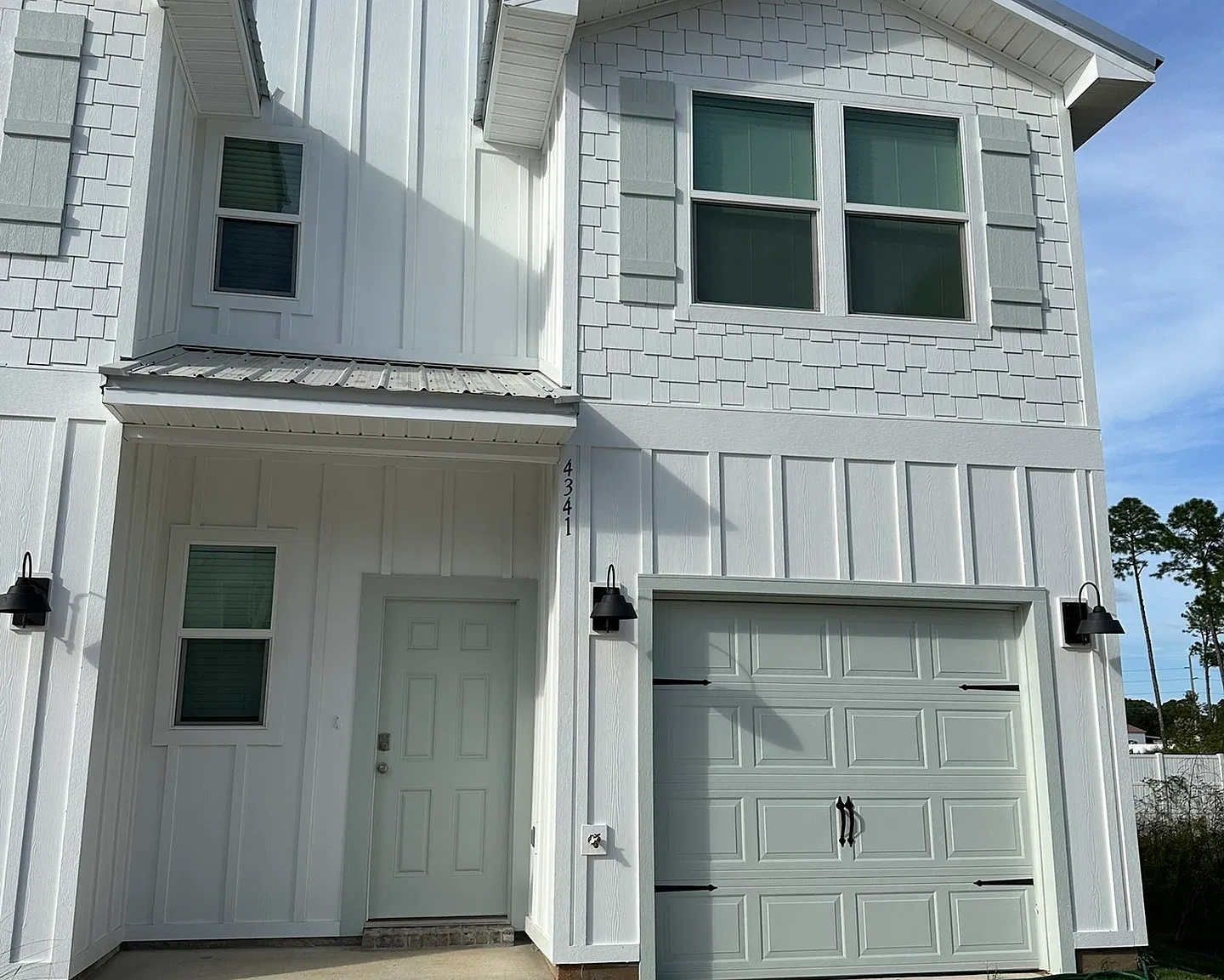 3 bed, 2.5 bath, 1437 sqft, $2,150 — Photo 1