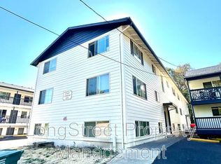 830 SW Grove St APT 3, Corvallis, OR 97333